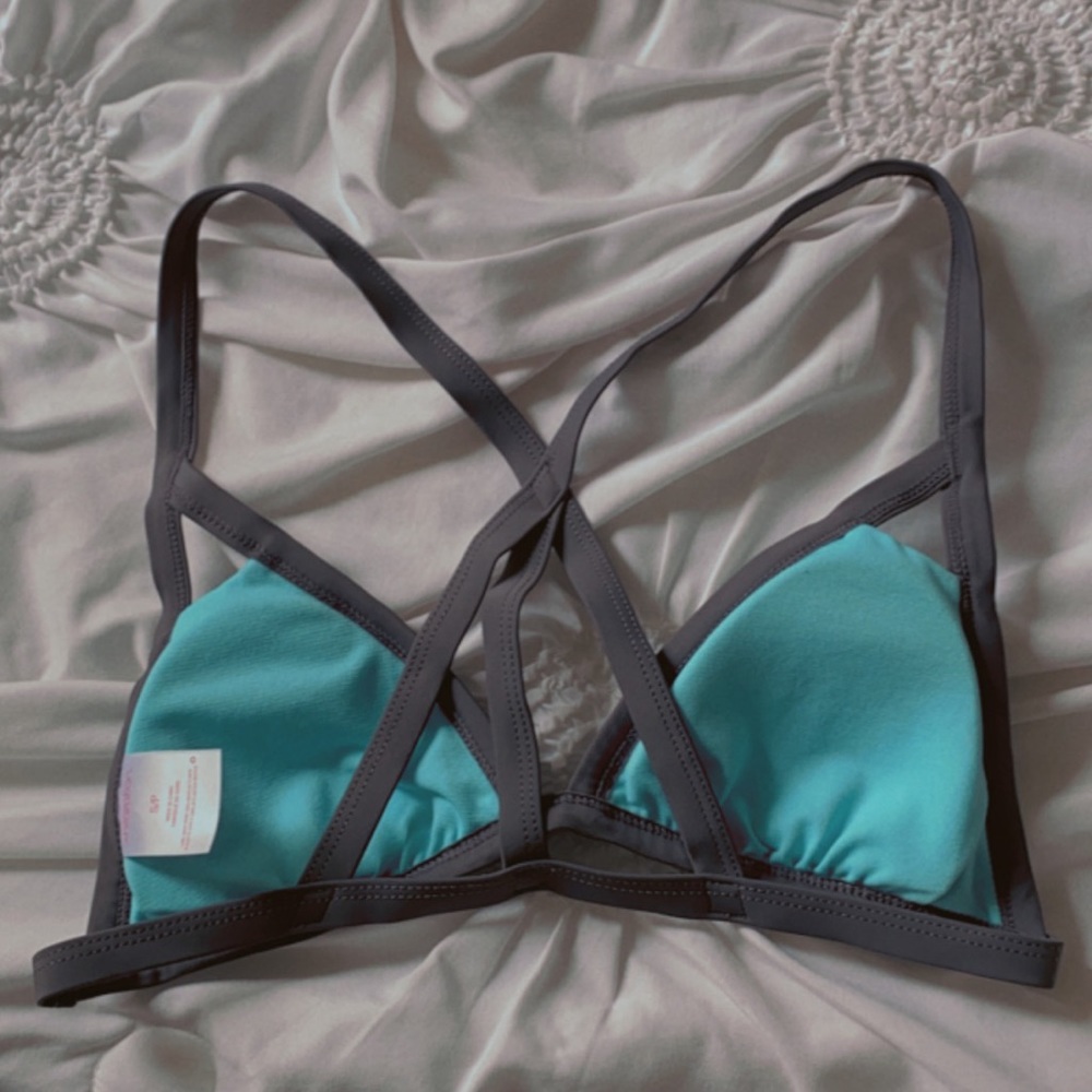 Triangle bikini top - Picture 2 of 2